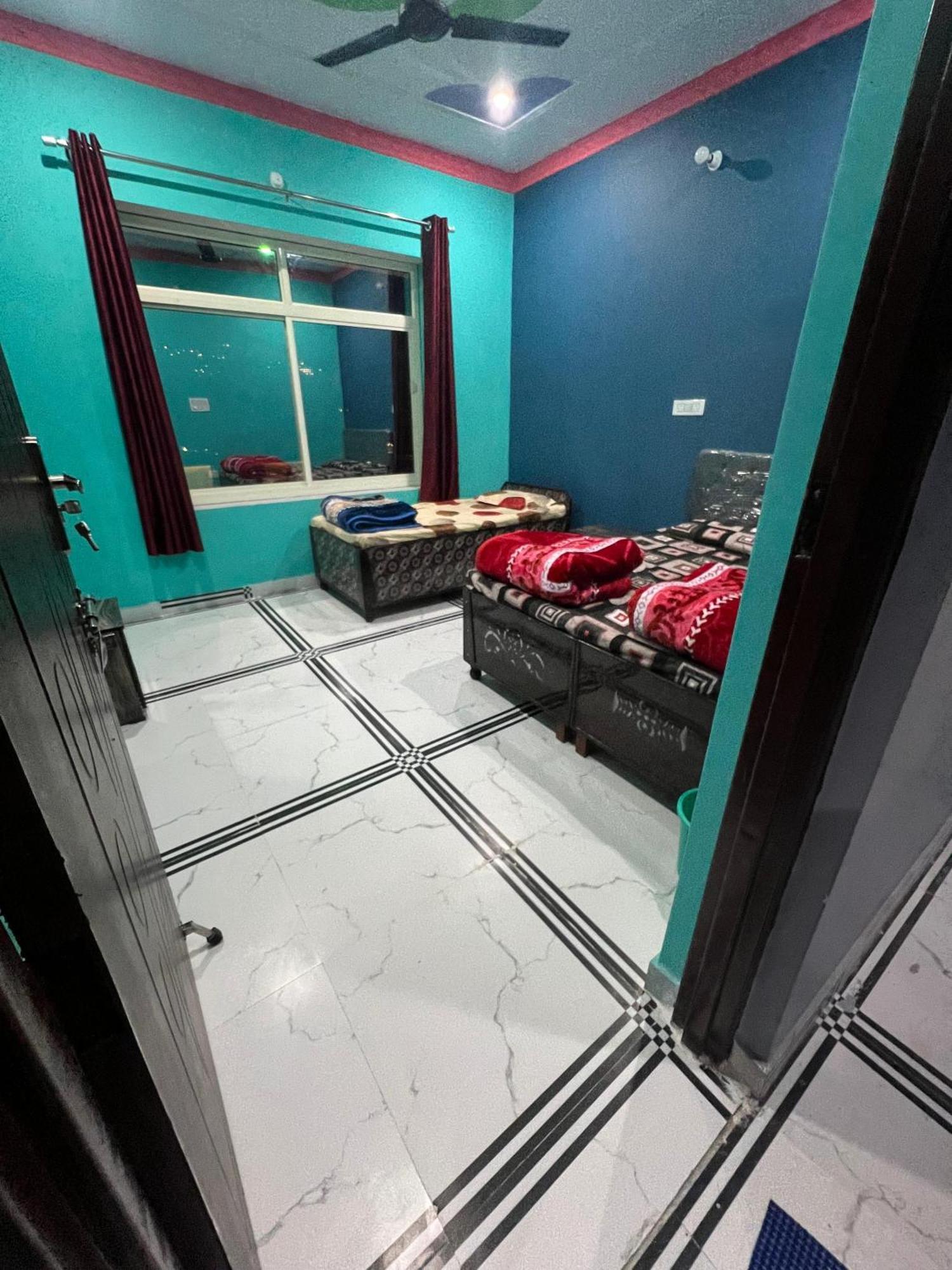 Rudr Himalayan Homestay Gopeshwar Екстер'єр фото