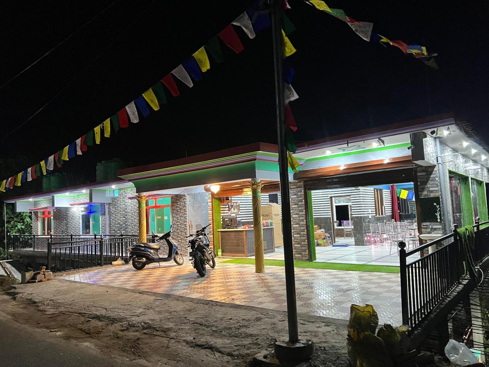 Rudr Himalayan Homestay Gopeshwar Екстер'єр фото